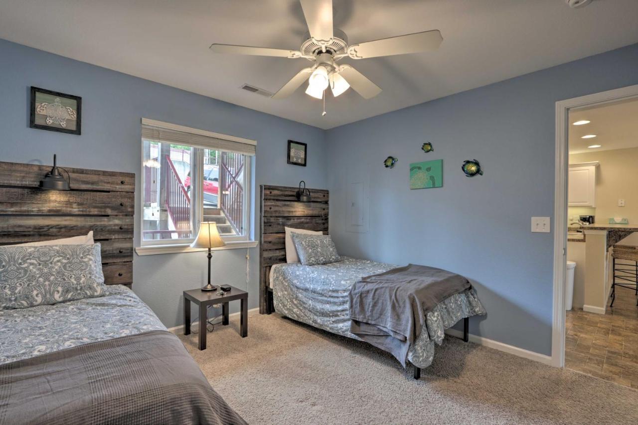 The Lake Escape With Balcony And Pool Access! Camdenton Exterior foto
